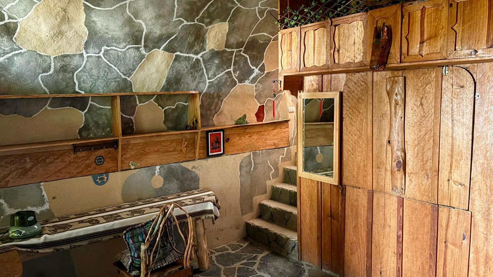 Гостевой дом Earthship Atitlan Сан-Маркос-ла-Лагуна Экстерьер фото